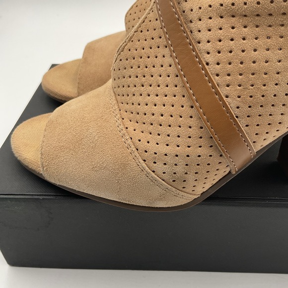 Franco Sarto Fantana Ankle Booties 8.5M Leather Open Toe Strappy Perforated Heel - Picture 13 of 16